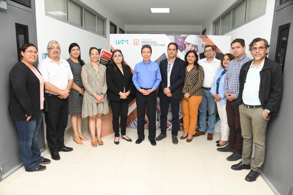 Firma de Convenio HOLCIM1