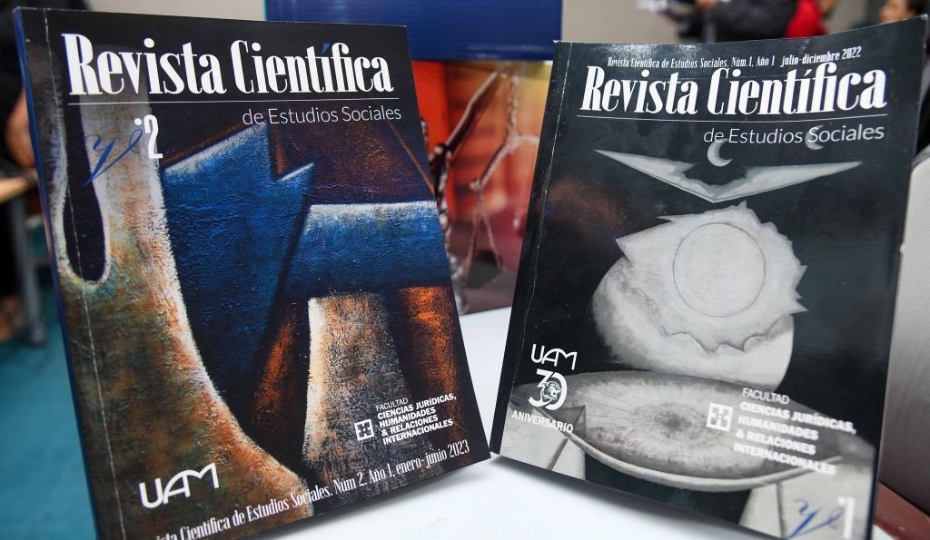 Estudios Sociales, RCES