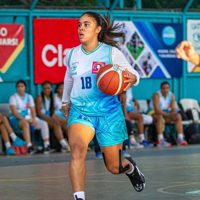 Nahomy Álvarez