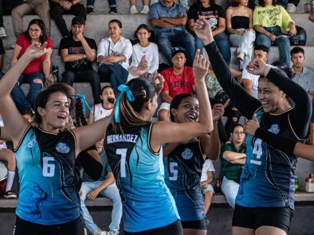 Jaguares J18