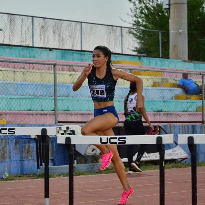 María Alvarado