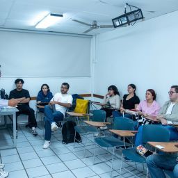 estudiantes monitores