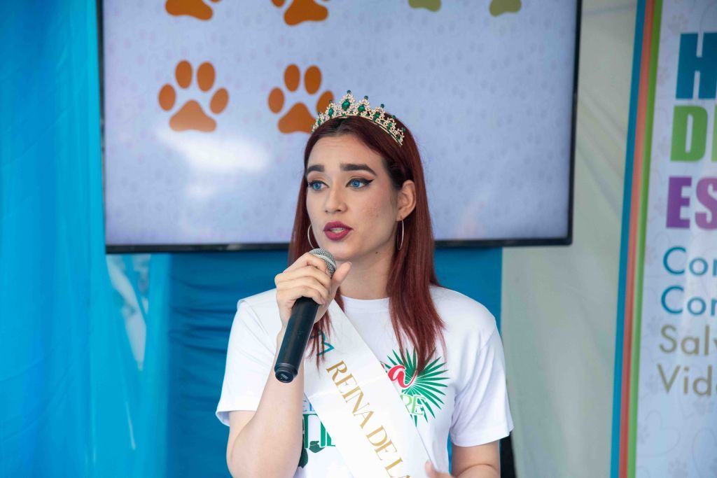 Reina de la Madre Tierra