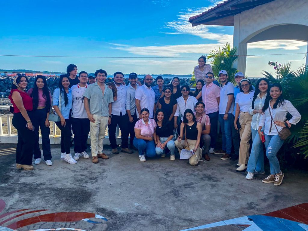 Gira Académica