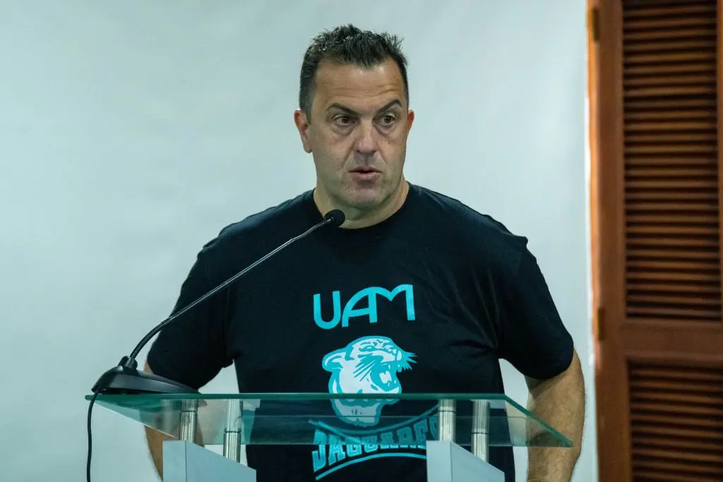 Ensueño Basketball Camp