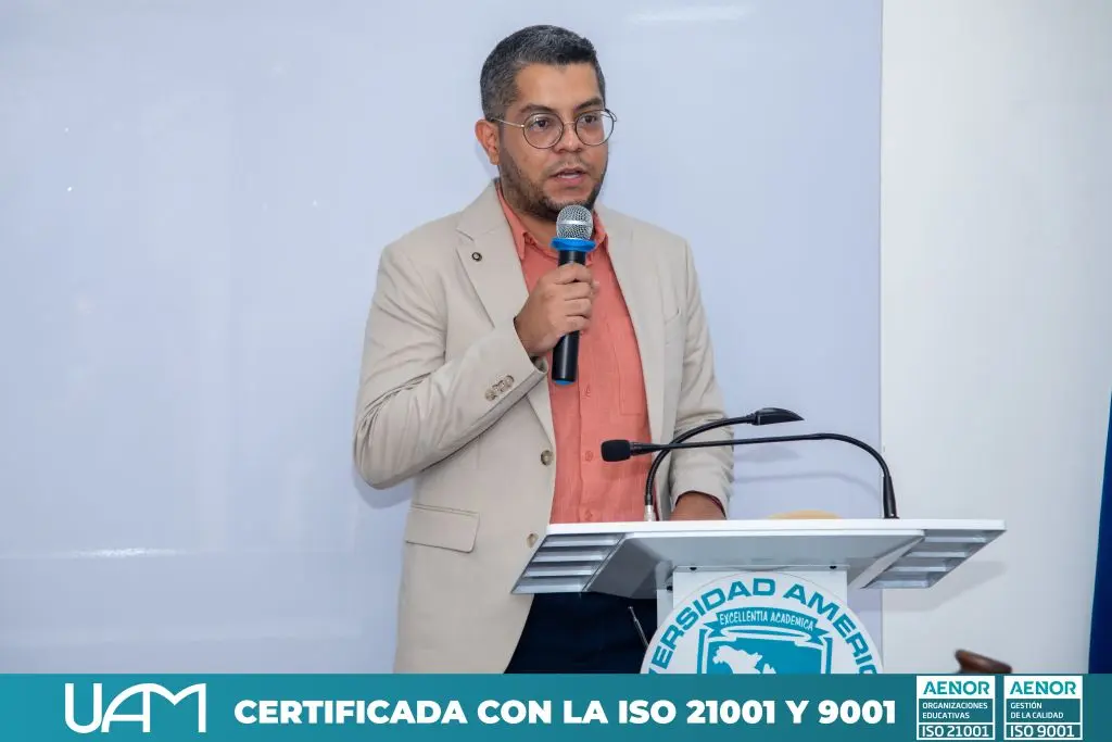 Revista Científica de Estudios Sociales