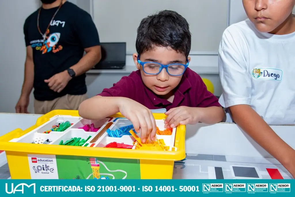 Kids Robótica_ UAM4