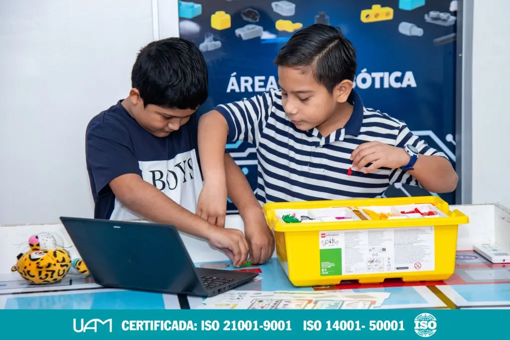 Robótica a los niños de Nicaragua