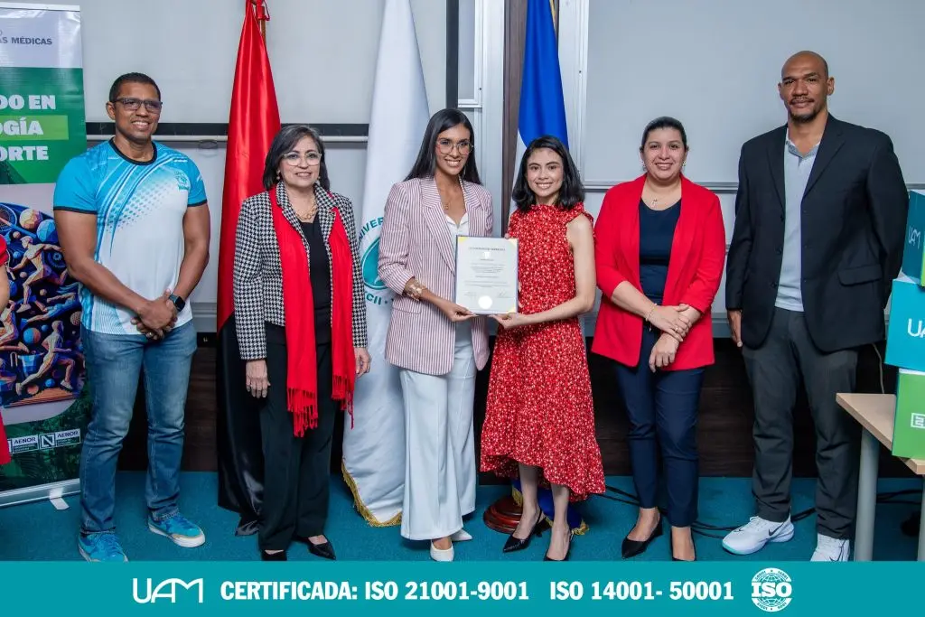 Diplomado en Baloncesto y del Diplomado en Salud Ocupacional