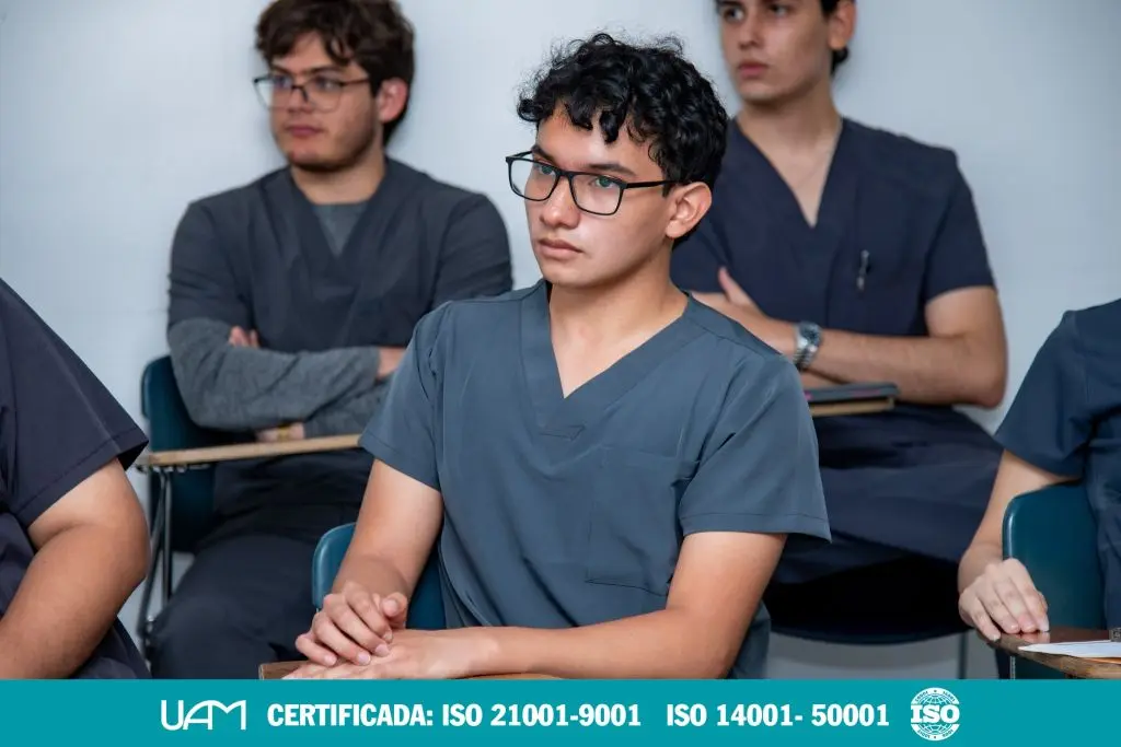 Estudiantes Monitores en Ciencias Médicas