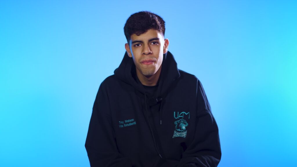 Becas Troy Watson