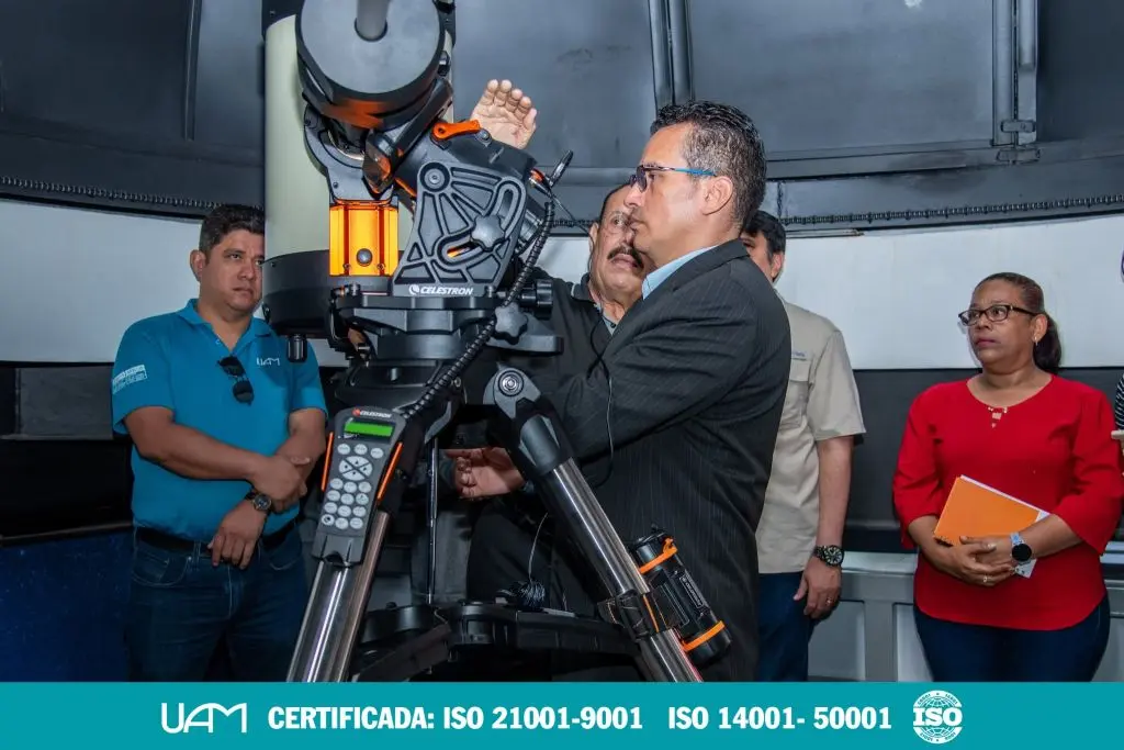telescopio Celestron_ UAM3